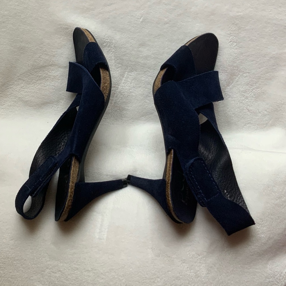 Pedro Garcia “ Maggie ‘’ suede sandal - Picture 11 of 16